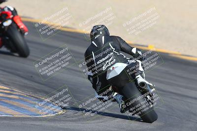 media/Dec-05-2024-Racers Edge (Thu) [[e102e0690b]]/3-B Group/Session 1 Turn 8 Backside/